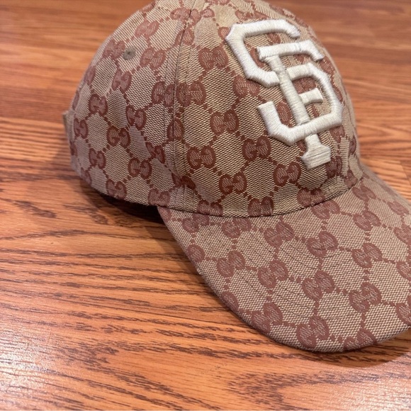 Gucci hat - Picture 3 of 6